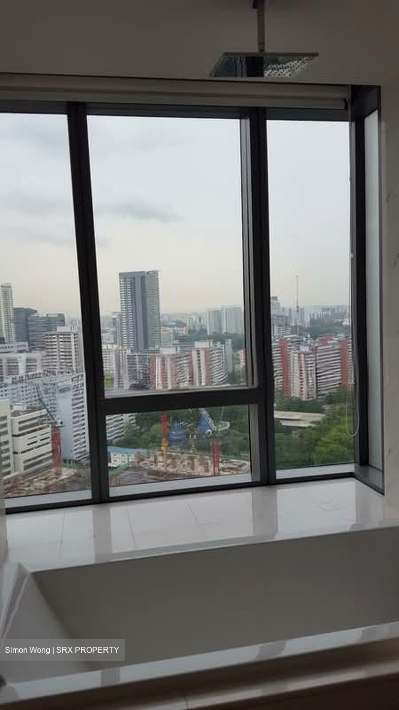 Concourse Skyline (D7), Apartment #584392821